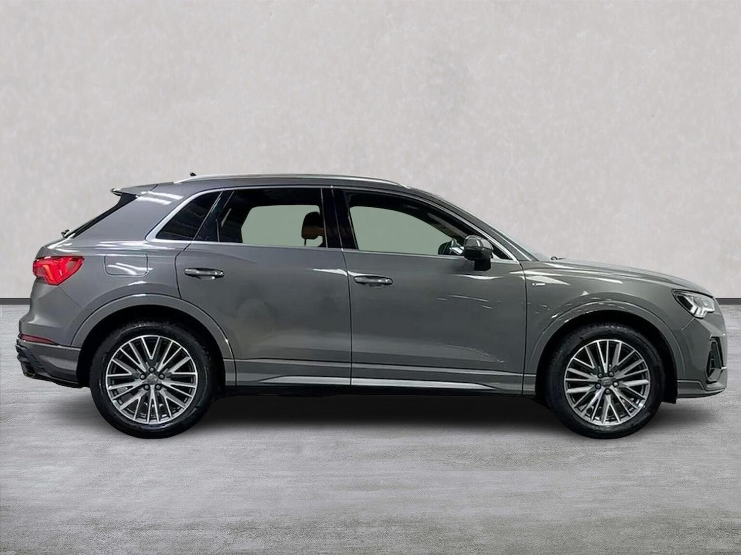 Used Audi Q3 2020 for sale - 77489244: Photo 3