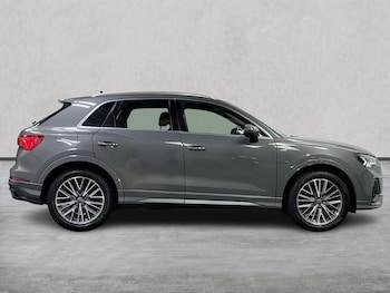 Used Audi Q3 2020 for sale - 77489244: Photo