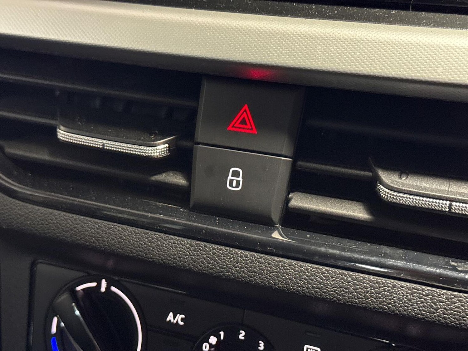 Used Skoda Kamiq 2023 for sale - 77984020: Photo 22