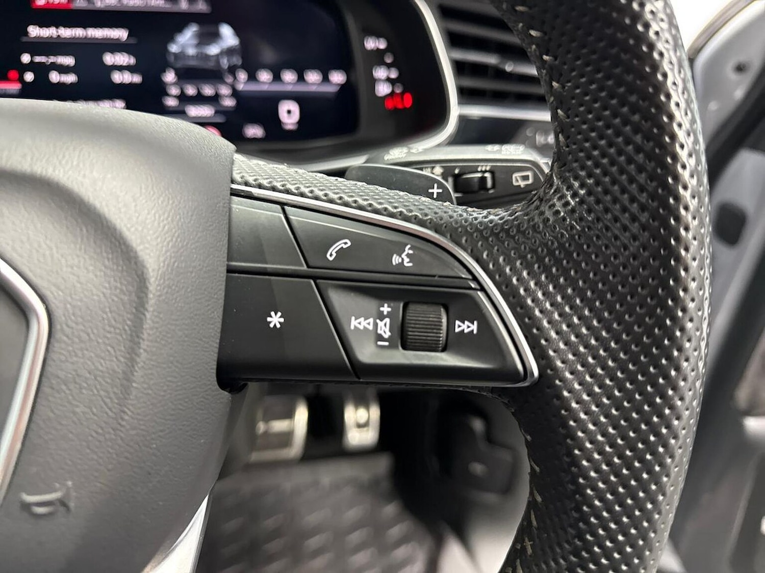 Used Audi Q7 2019 for sale - 76682544: Photo 25