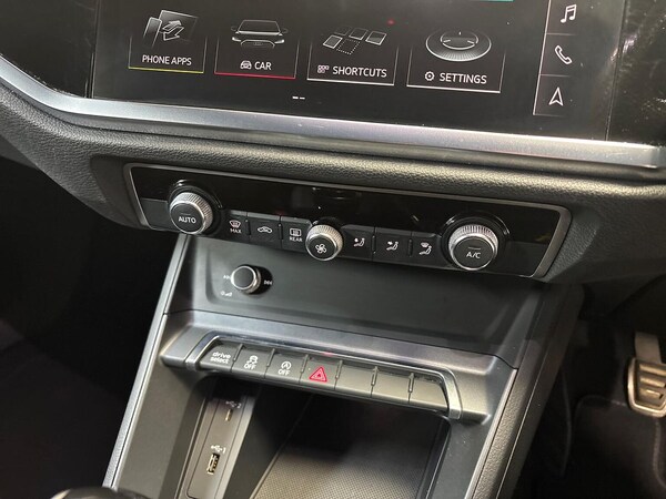 Used Audi Q3 2019 for sale - 76022724: Photo 12