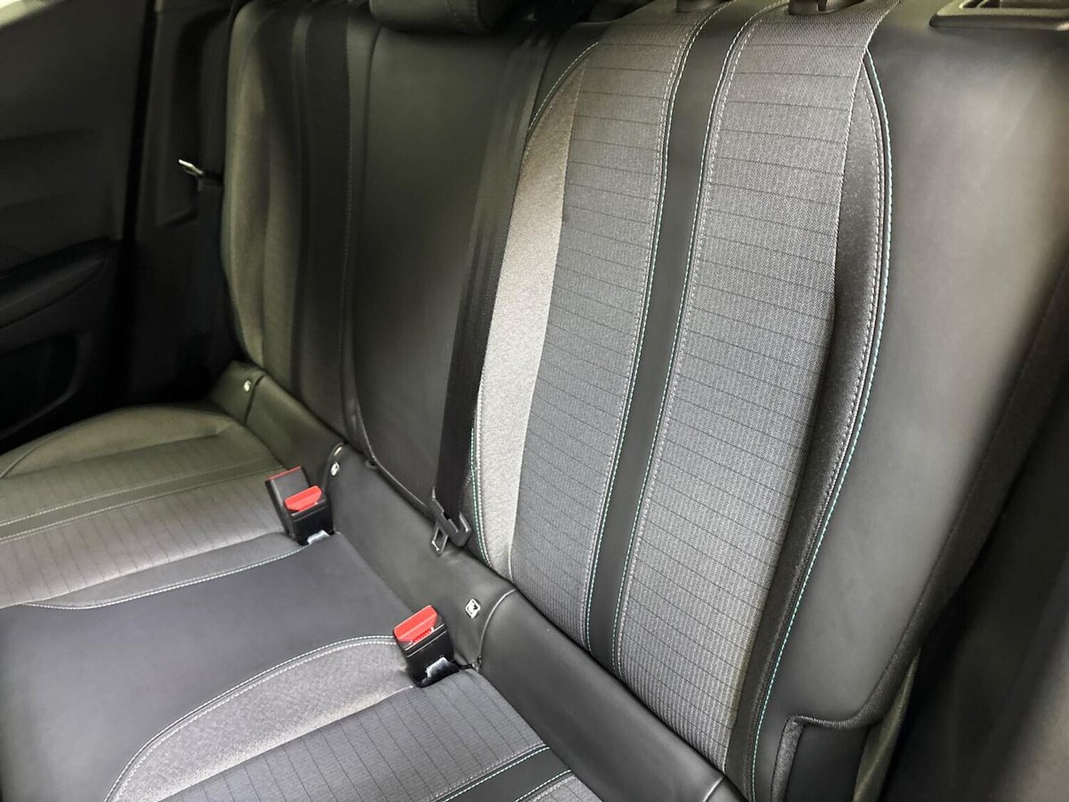 Used Peugeot 2008 2021 for sale - 76127218: Photo 16