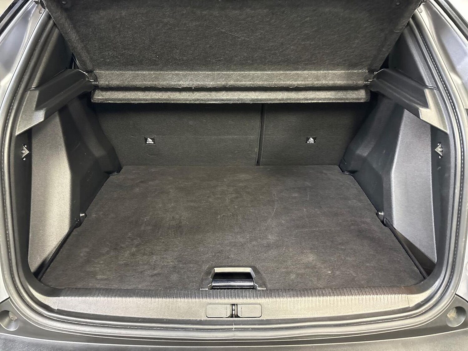 Used Peugeot 2008 2021 for sale - 76127218: Photo 17