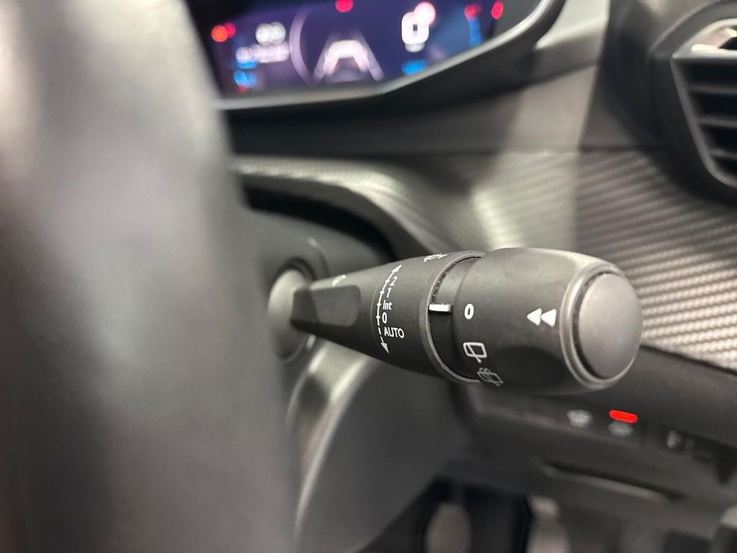 Used Peugeot 2008 2021 for sale - 76127218: Photo 27