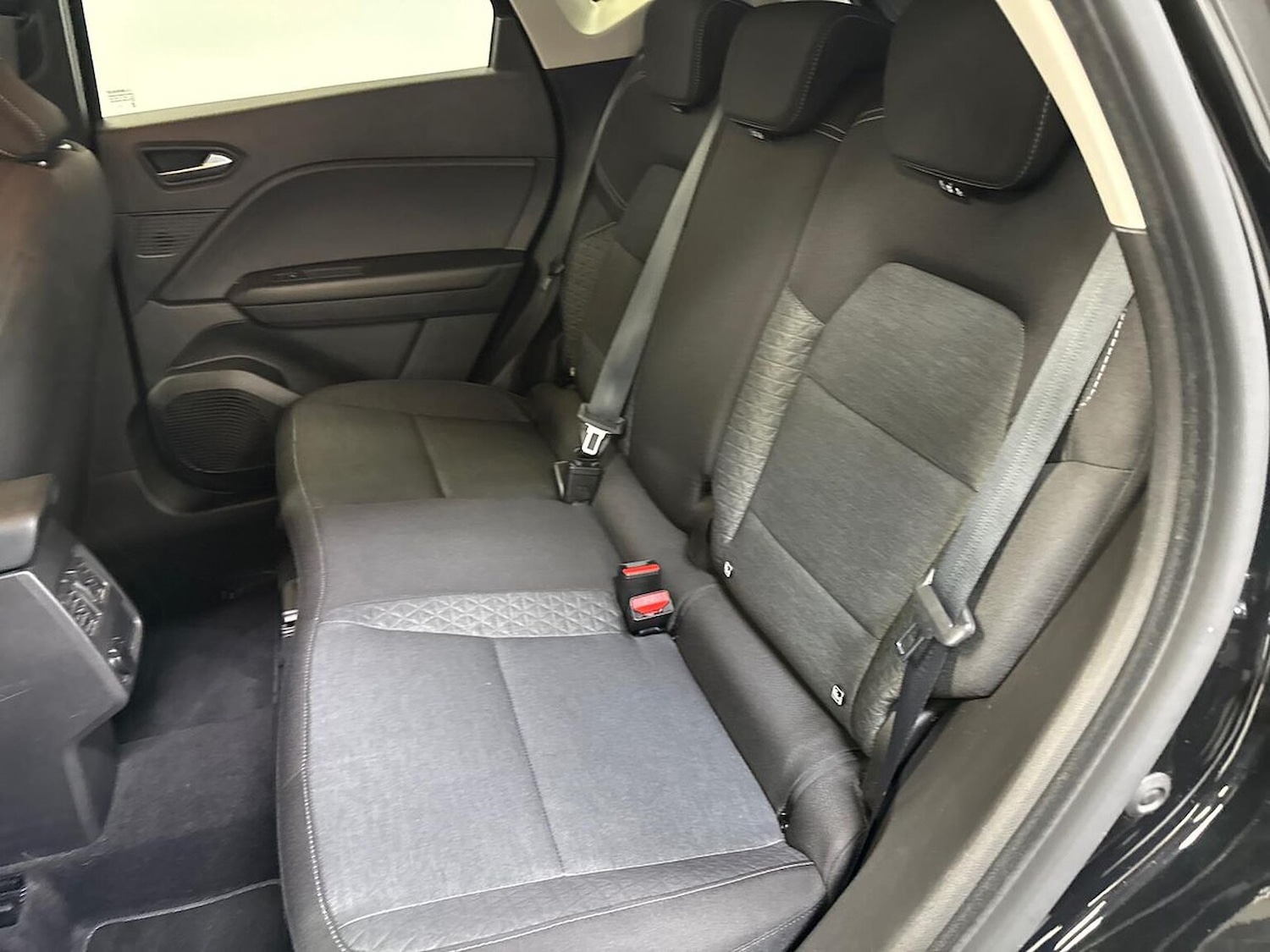 Used Renault Captur 2022 for sale - 77872164: Photo 16