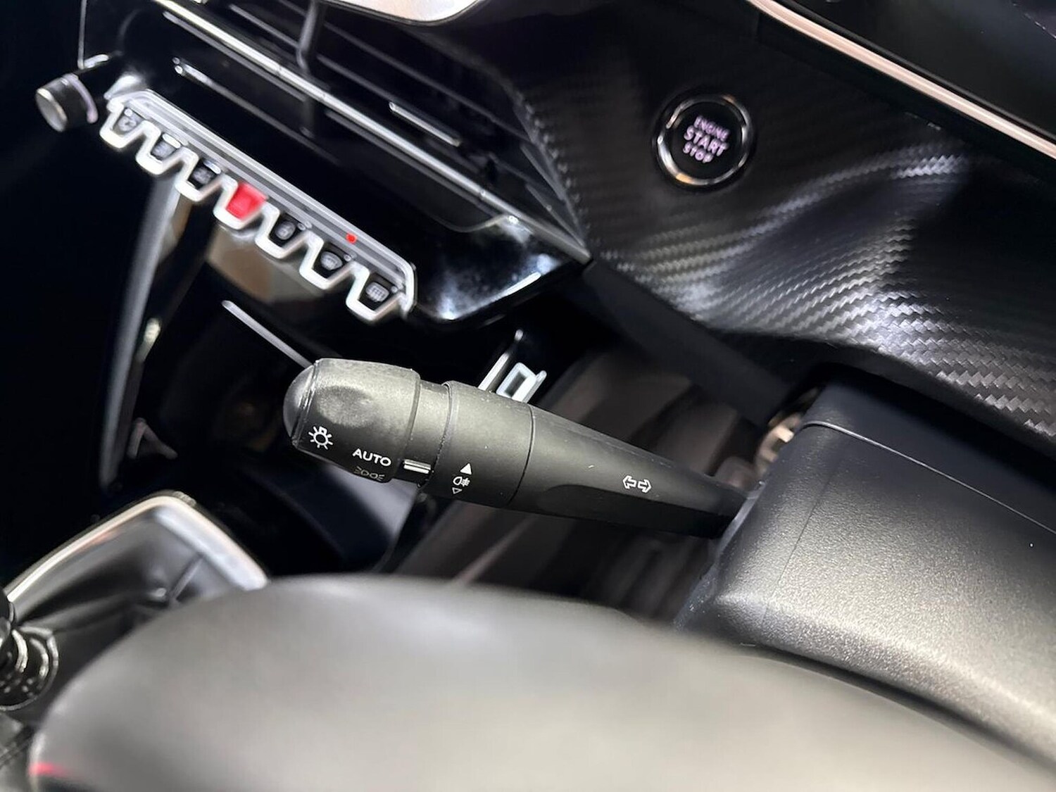 Used Peugeot 2008 2023 for sale - 78191486: Photo 27