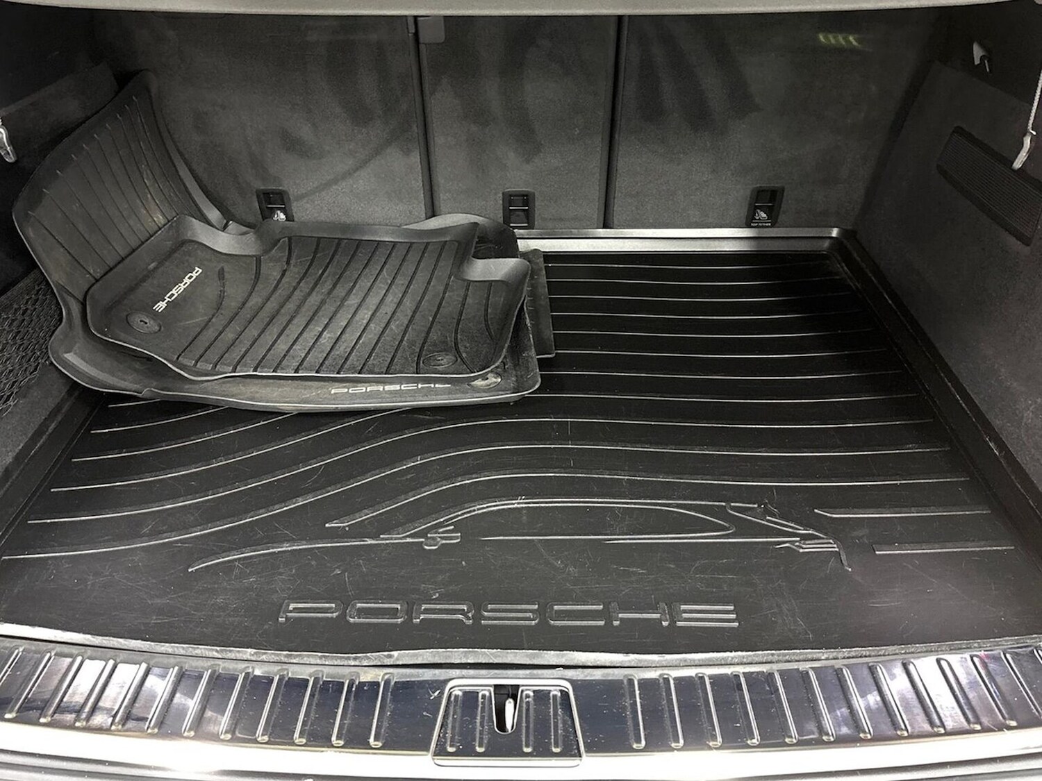 Used Porsche Cayenne 2021 for sale - 77487892: Photo 17