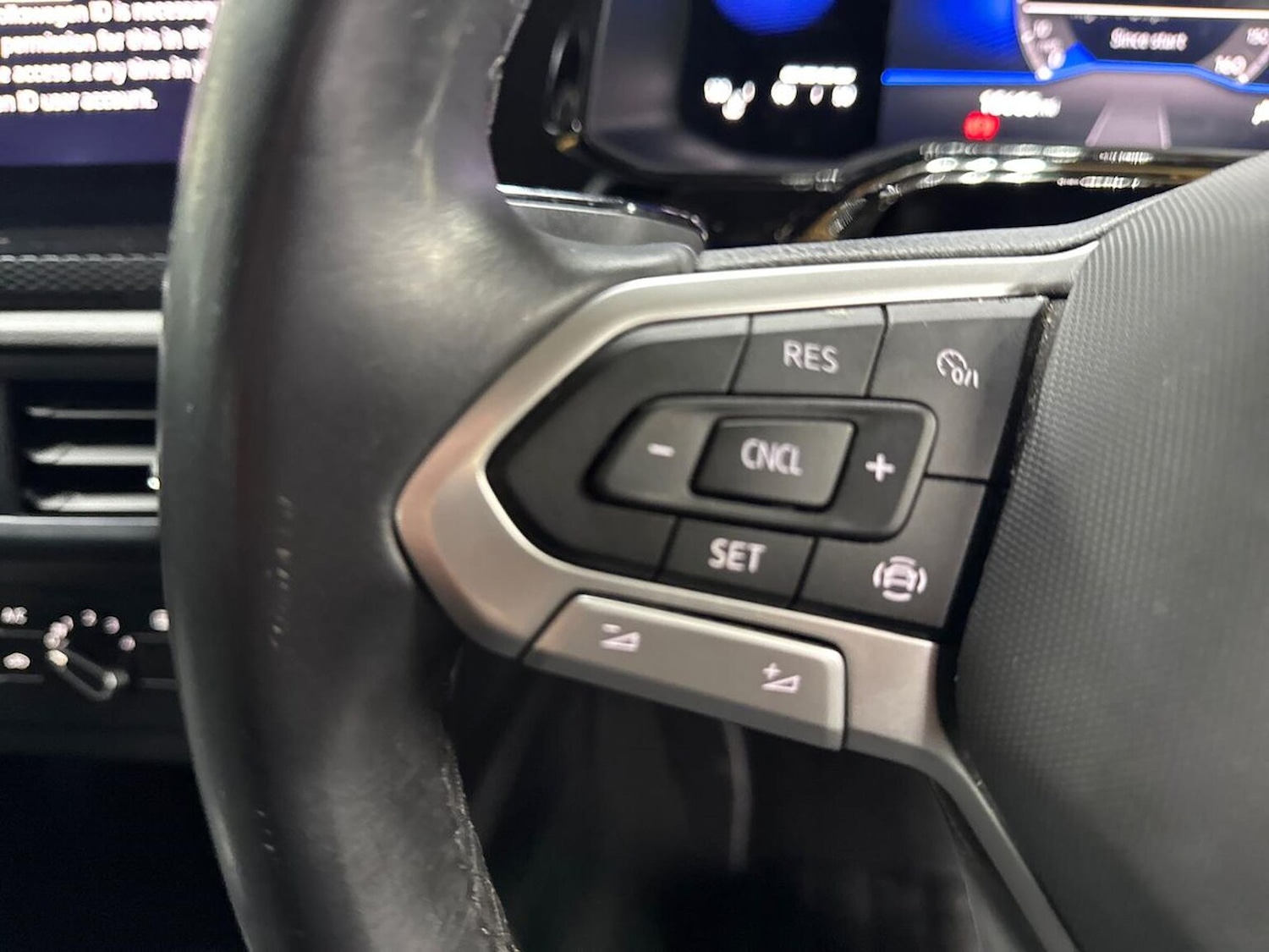 Used Volkswagen Polo 2022 for sale - 76699510: Photo 24