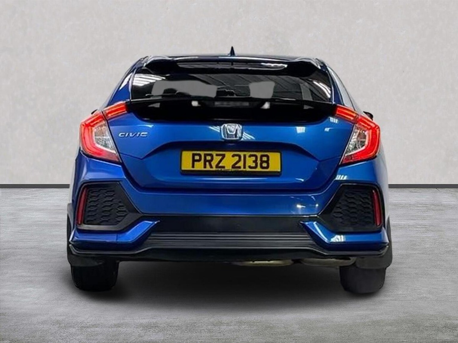 Used Honda Civic 2019 for sale - 77802095: Photo 4