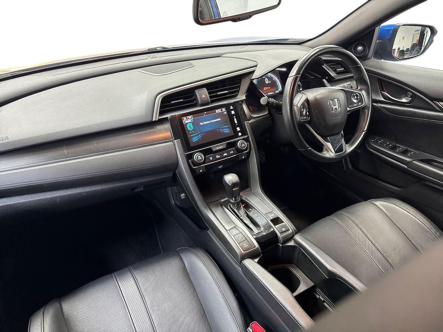 Used Honda Civic 2019 for sale - 77802095: Photo 8