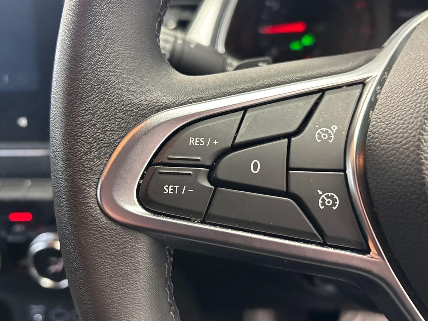 Used Renault Captur 2020 for sale - 76570983: Photo 25