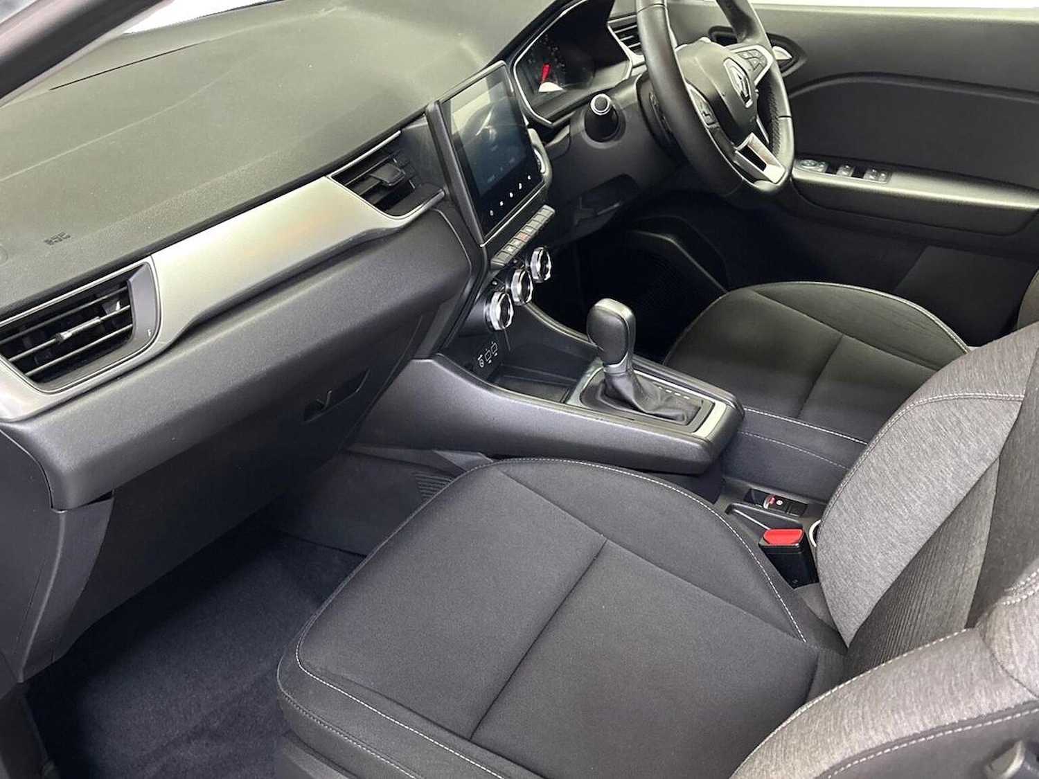 Used Renault Captur 2020 for sale - 76570983: Photo 7