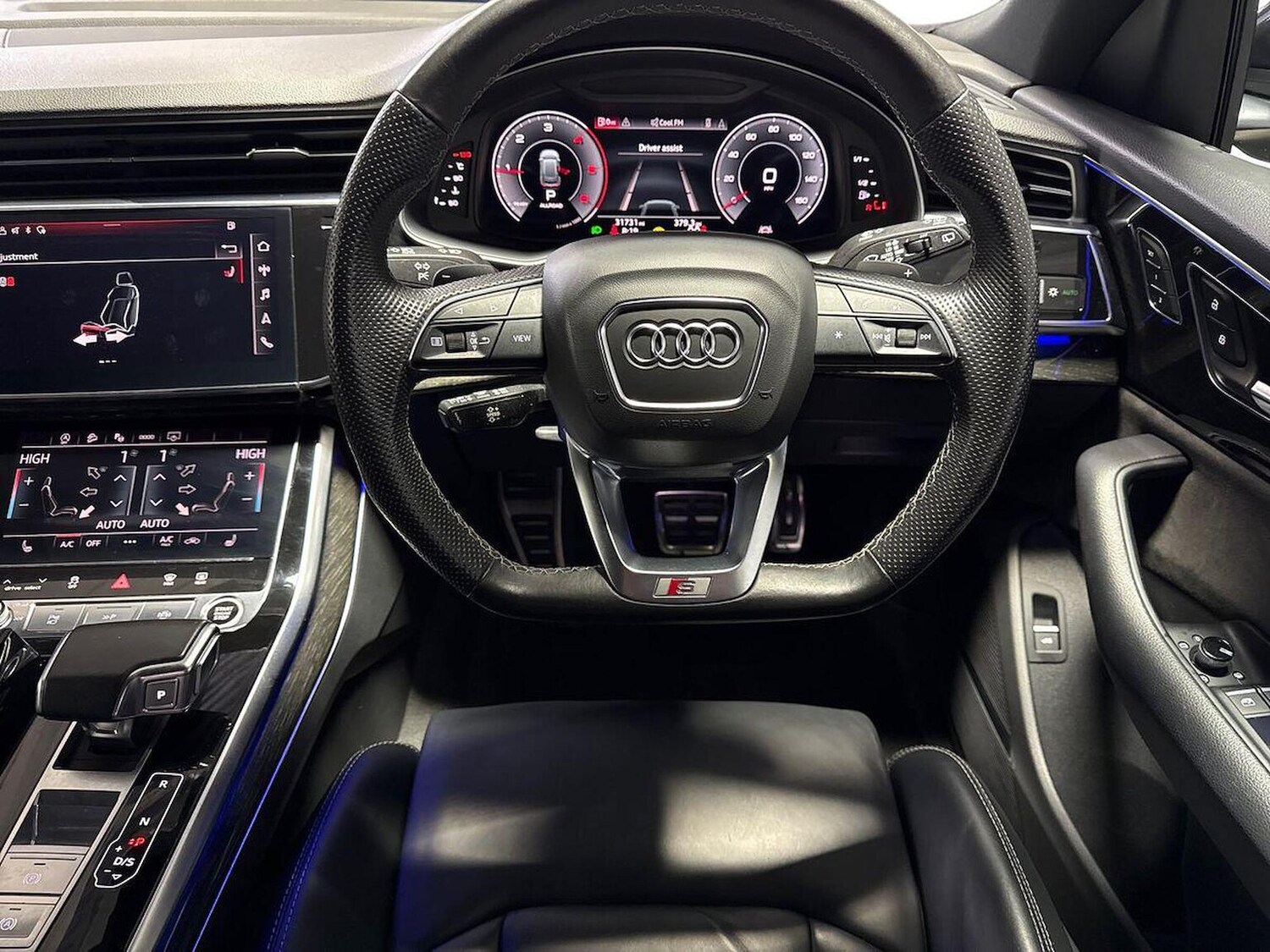 Used Audi Q8 2021 for sale - 77489239: Photo 9