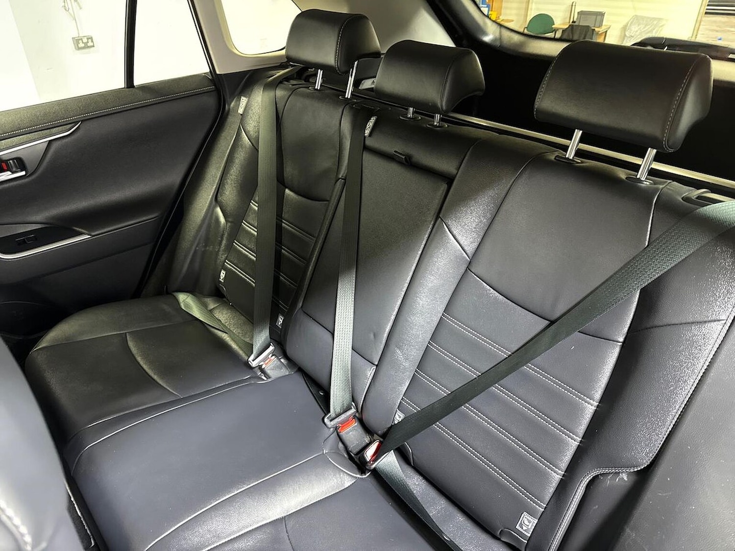 Used Toyota RAV4 2021 for sale - 76845248: Photo 16