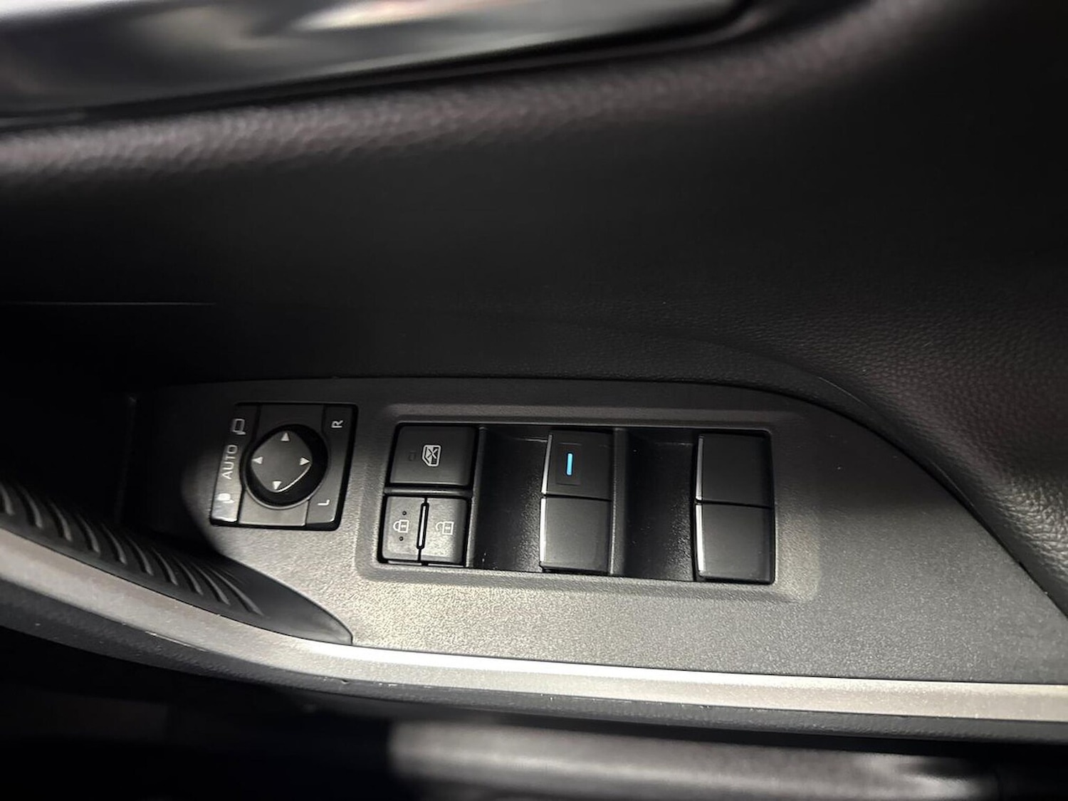 Used Toyota RAV4 2021 for sale - 76845248: Photo 21