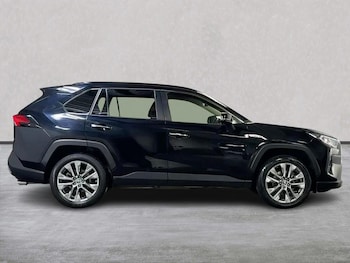 Used Toyota RAV4 2021 for sale - 76845248: Photo