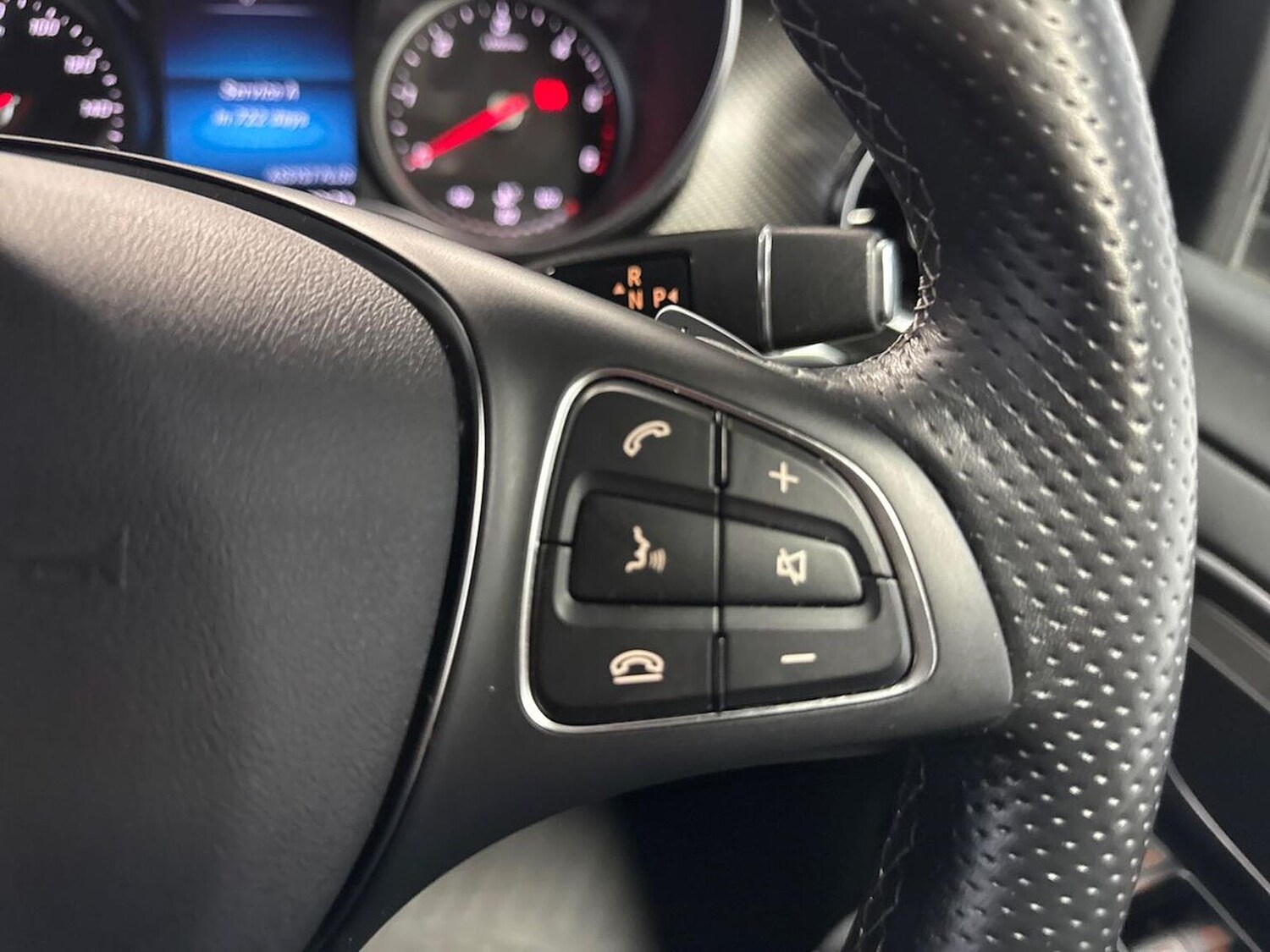 Used Mercedes-Benz V-Class 2023 for sale - 76455207: Photo 25