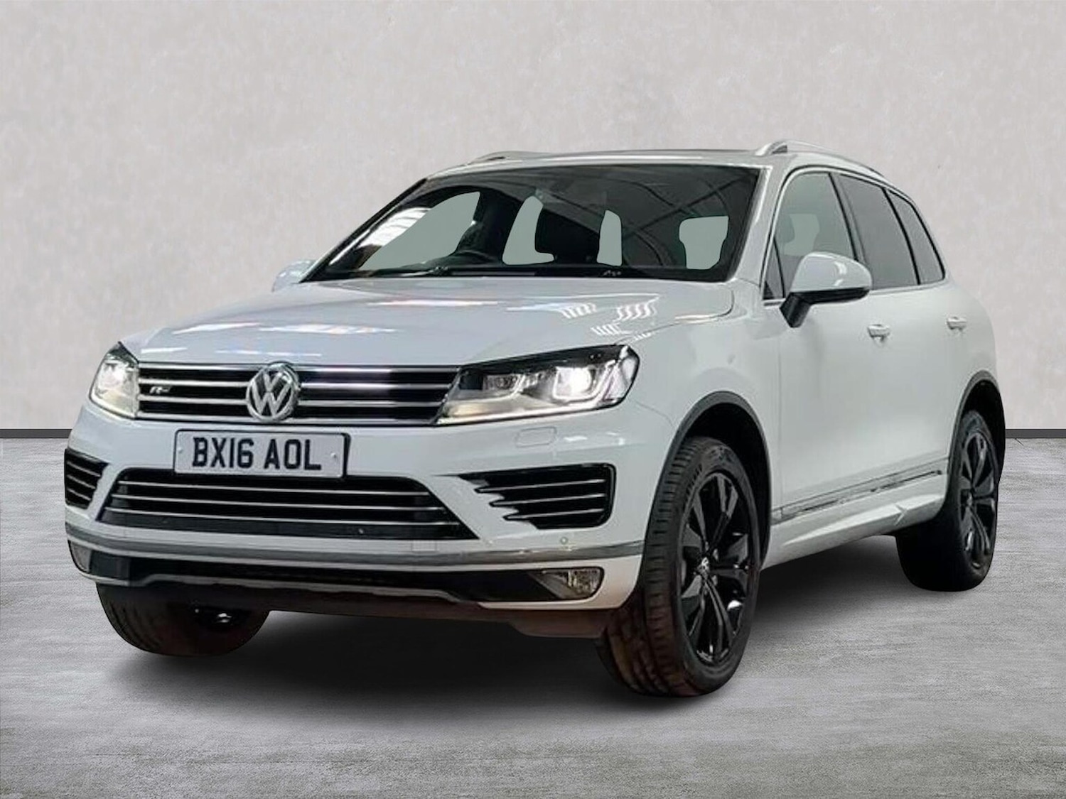Used Volkswagen Touareg 2016 for sale - 77487777: Photo 20