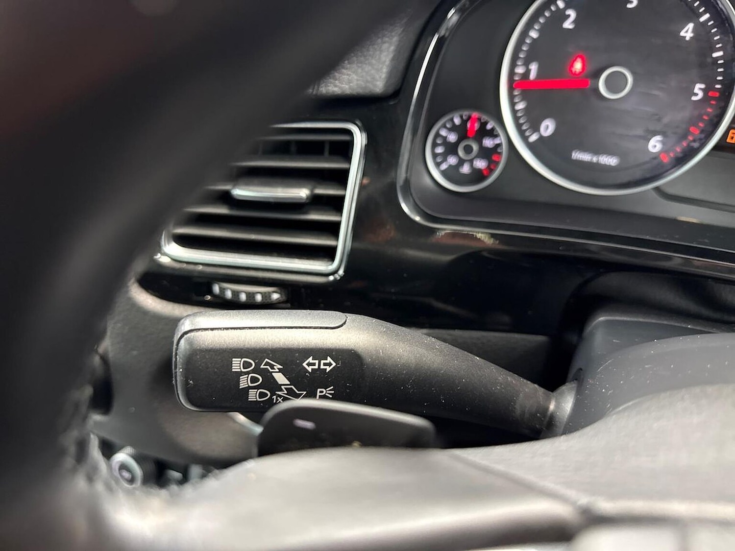 Used Volkswagen Touareg 2016 for sale - 77487777: Photo 26