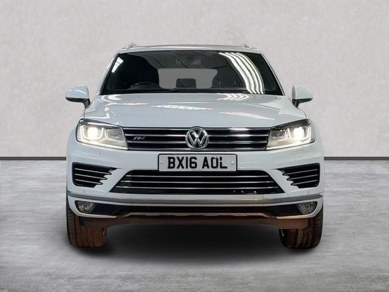 Used Volkswagen Touareg 2016 for sale - 77487777: Photo 5