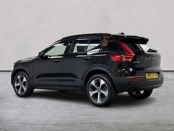 Used Volvo XC40 2024 for sale - 75956232: Photo