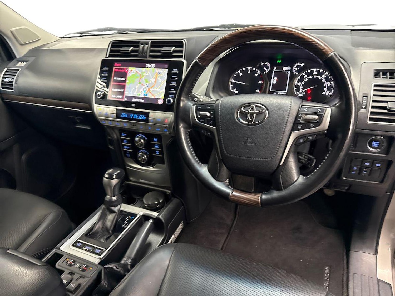 Used Toyota Land Cruiser 2023 for sale - 76477266: Photo 8