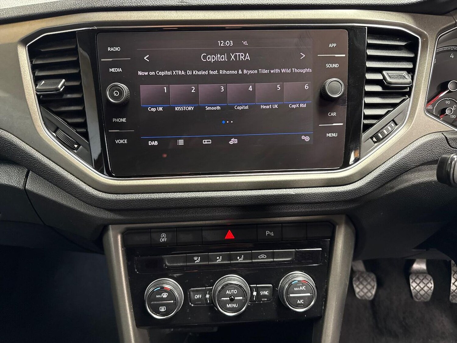 Used Volkswagen T-Roc 2020 for sale - 75956250: Photo 11