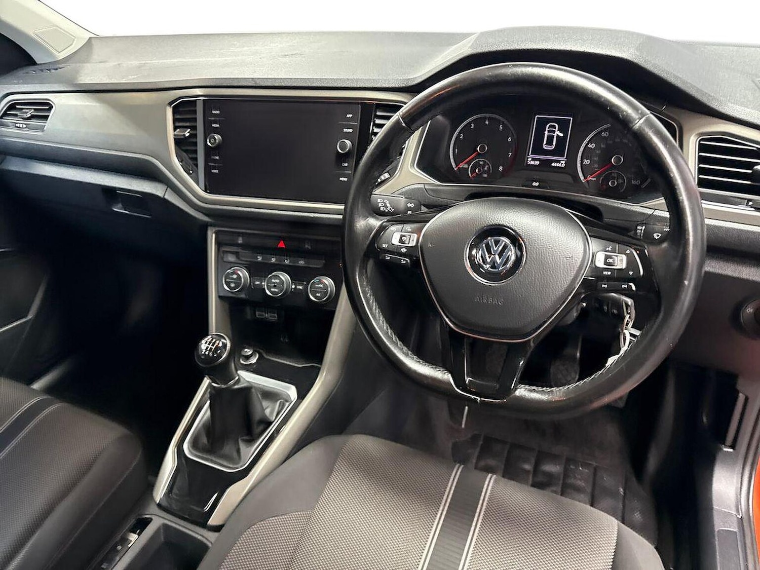 Used Volkswagen T-Roc 2020 for sale - 75956250: Photo 15