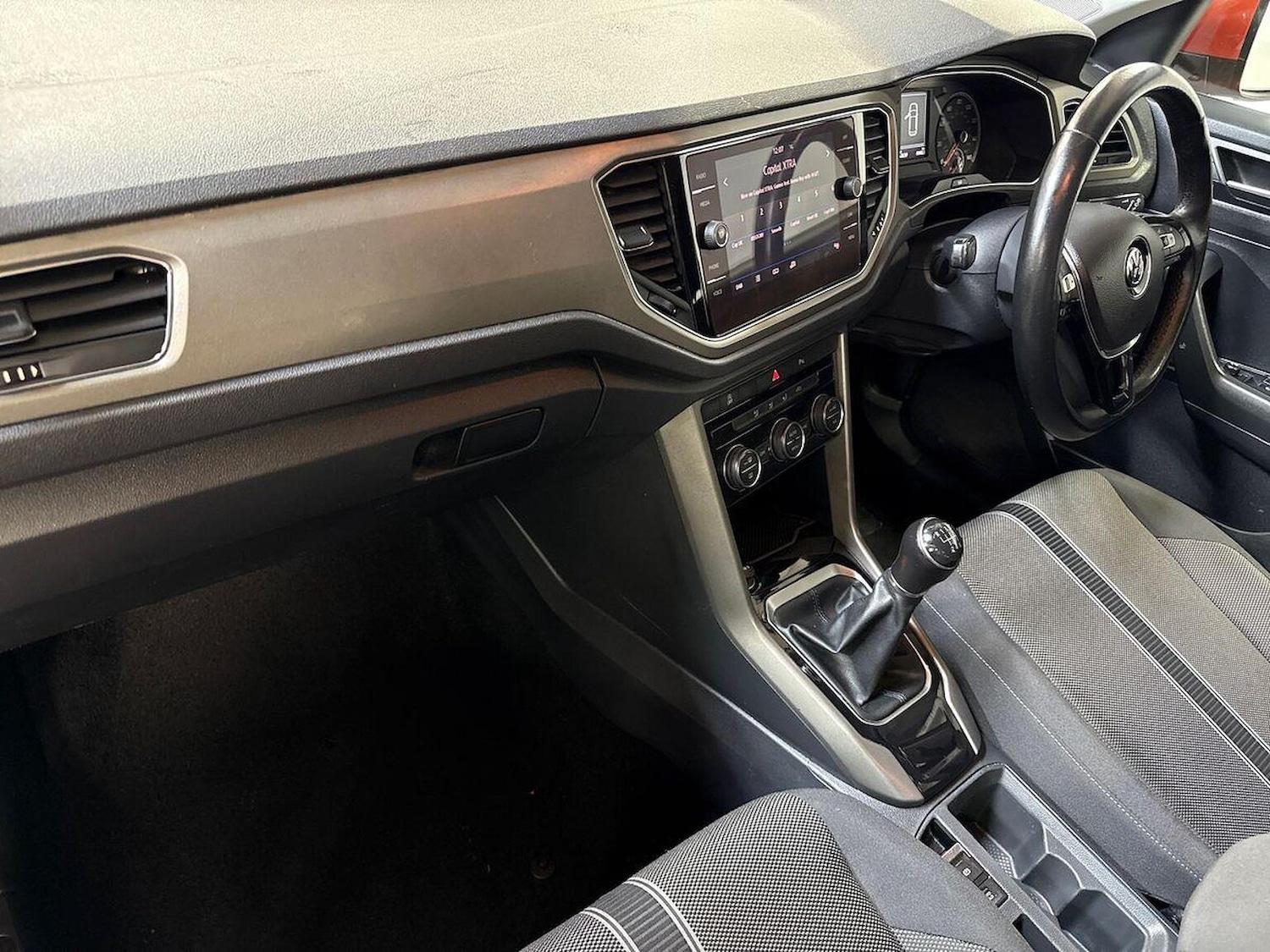 Used Volkswagen T-Roc 2020 for sale - 75956250: Photo 7