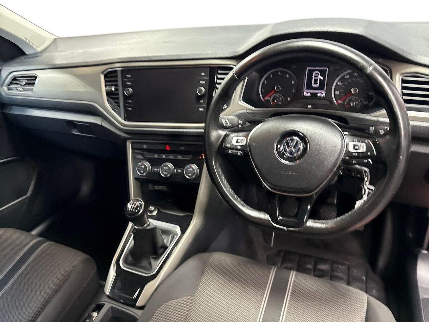 Used Volkswagen T-Roc 2020 for sale - 75956250: Photo 9