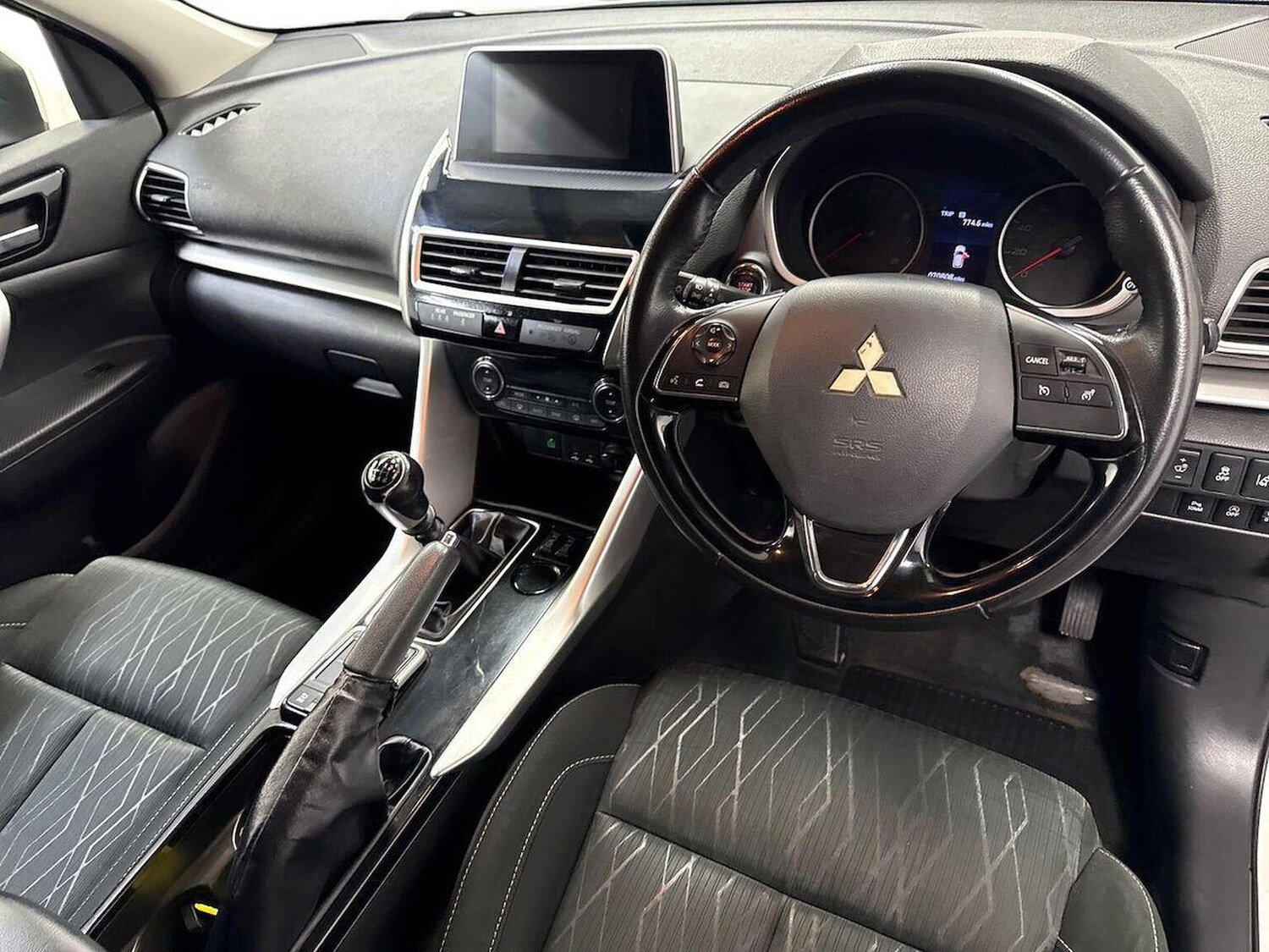 Used Mitsubishi Eclipse Cross 2018 for sale - 78192213: Photo 10