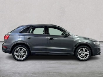 Used Audi Q3 2018 for sale - 78952157: Photo