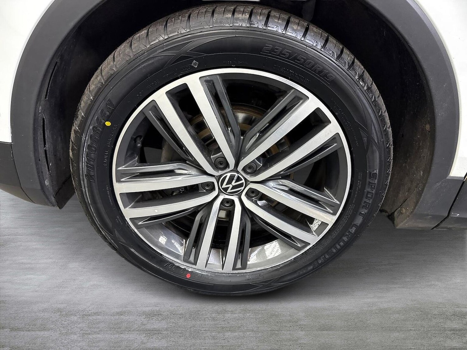 Used Volkswagen Tiguan 2023 for sale - 78191386: Photo 6