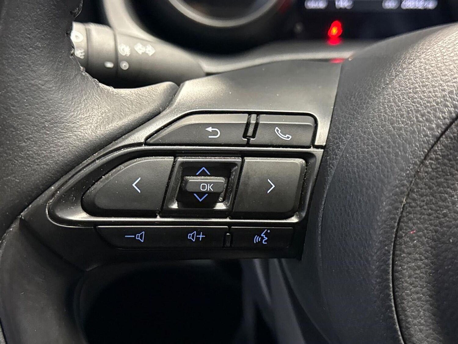 Used Toyota Yaris Cross 2021 for sale - 77489348: Photo 24