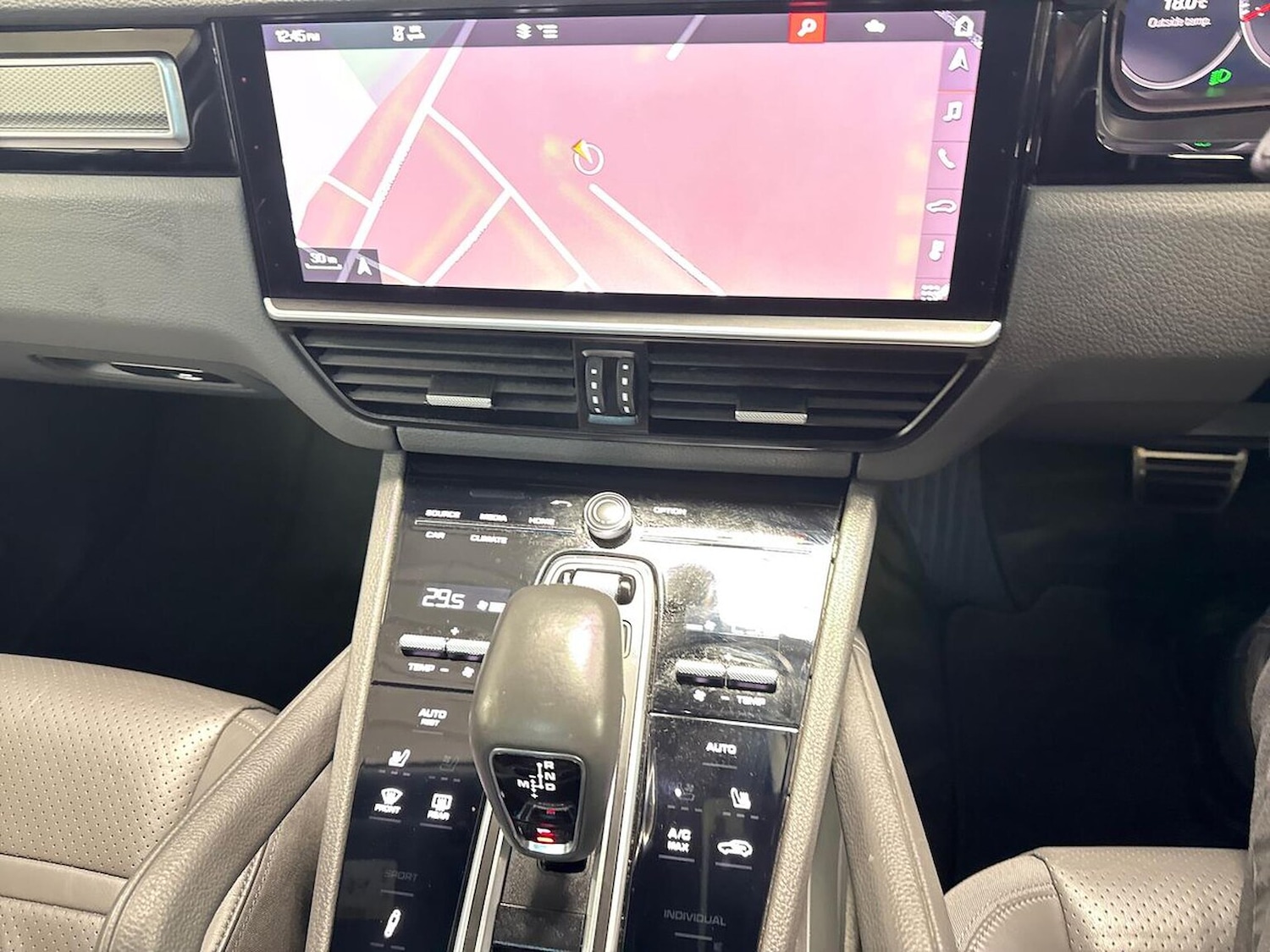 Used Porsche Cayenne 2020 for sale - 76011039: Photo 13