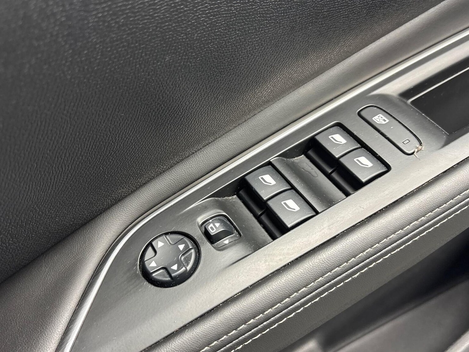 Used Peugeot 3008 2018 for sale - 76958798: Photo 21