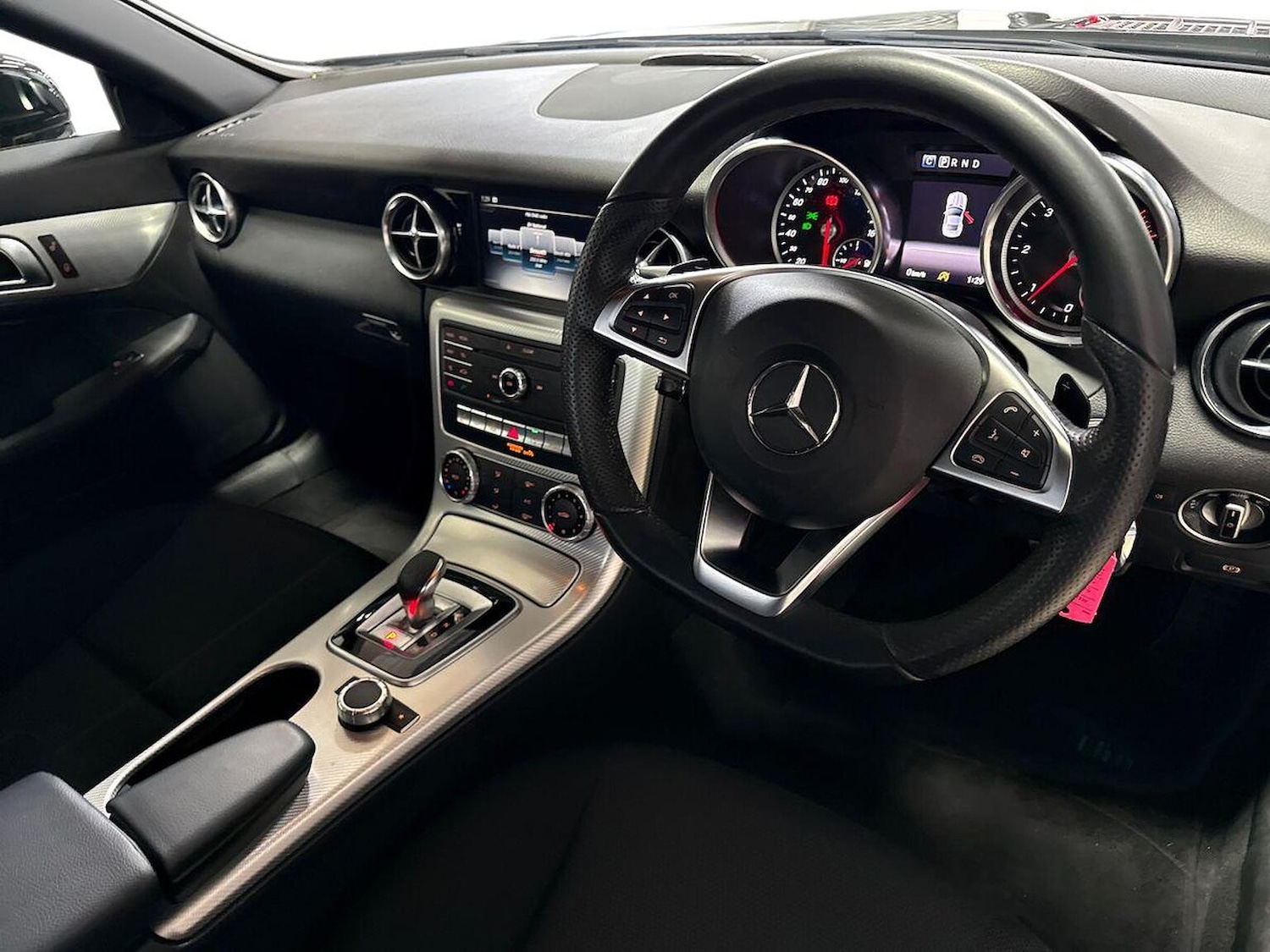 Used Mercedes-Benz SLC 2016 for sale - 77629350: Photo 15