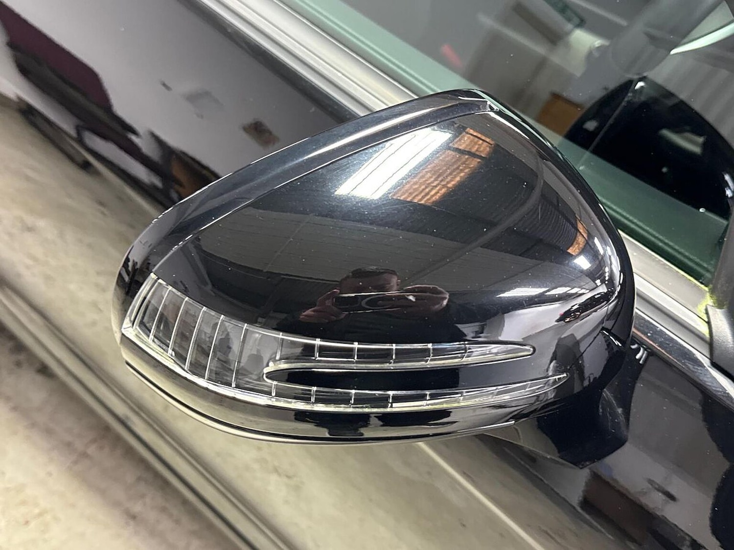 Used Mercedes-Benz SLC 2016 for sale - 77629350: Photo 30