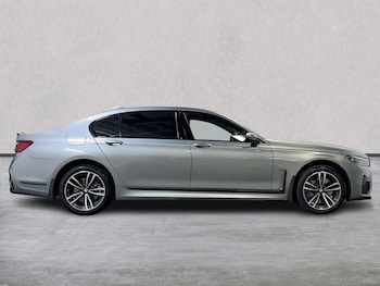 Used BMW 7 Series 2022 for sale - 77542476: Photo