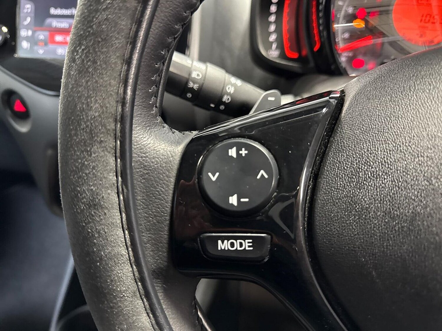 Used Toyota AYGO 2021 for sale - 76986909: Photo 24