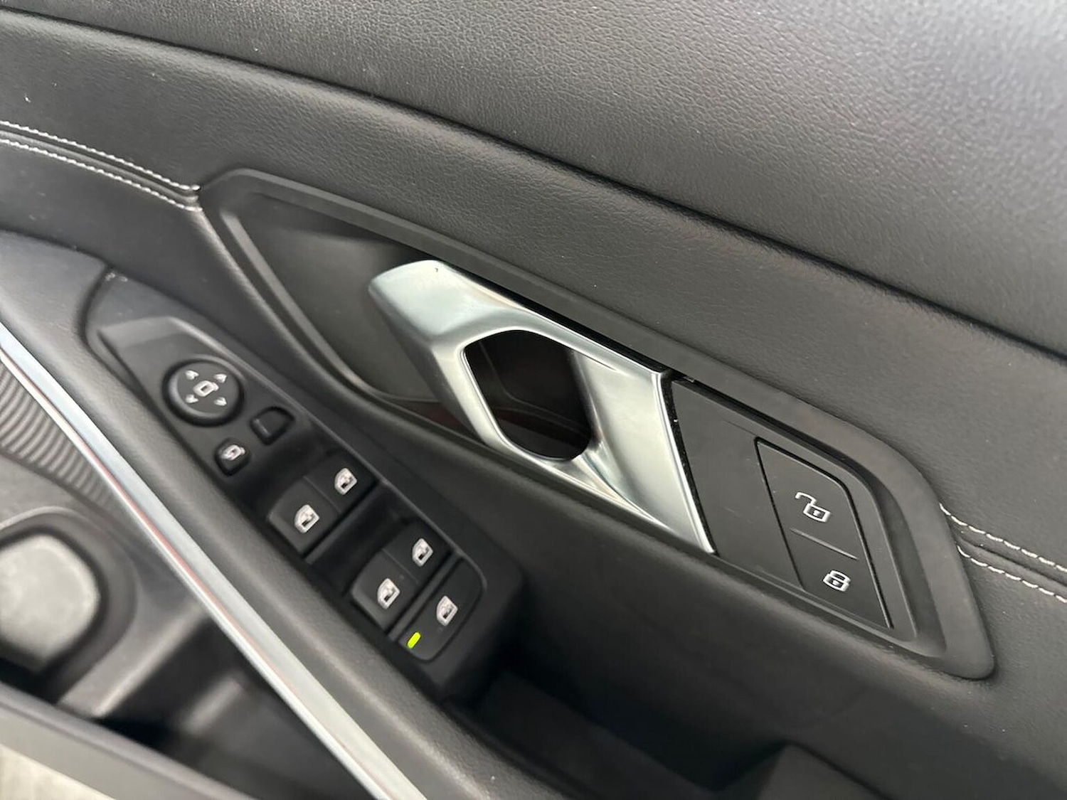 Used BMW 3 Series 2024 for sale - 78210246: Photo 23