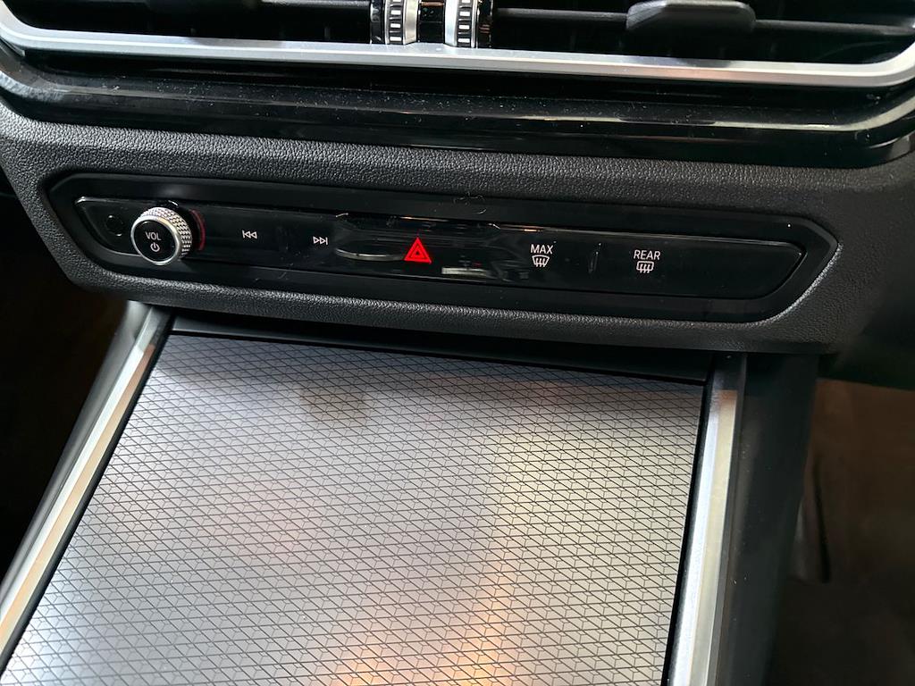 Used BMW 3 Series 2024 for sale - 78210246: Photo 24