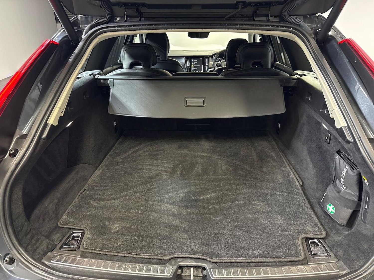 Used Volvo V90 2019 for sale - 76846029: Photo 17