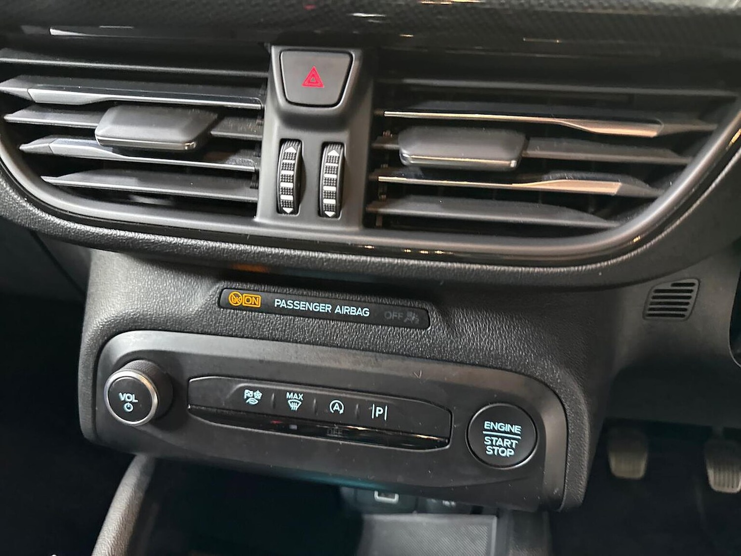 Used Ford Focus 2023 for sale - 77997595: Photo 12