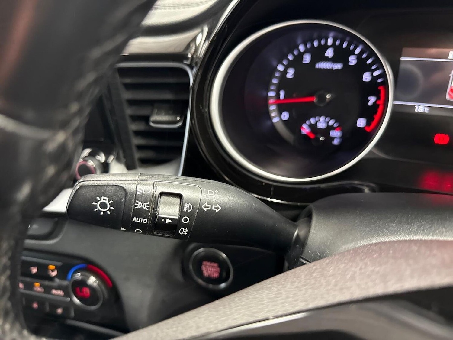 Used Kia XCeed 2022 for sale - 76687313: Photo 26