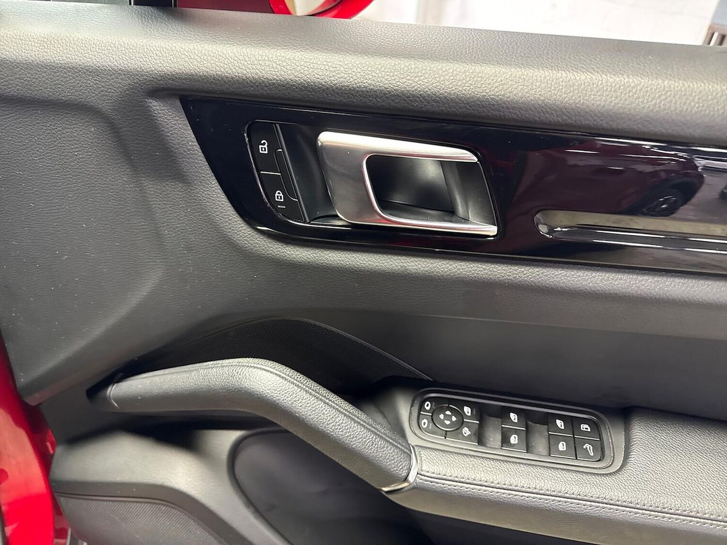 Used Porsche Cayenne 2022 for sale - 77487896: Photo 21