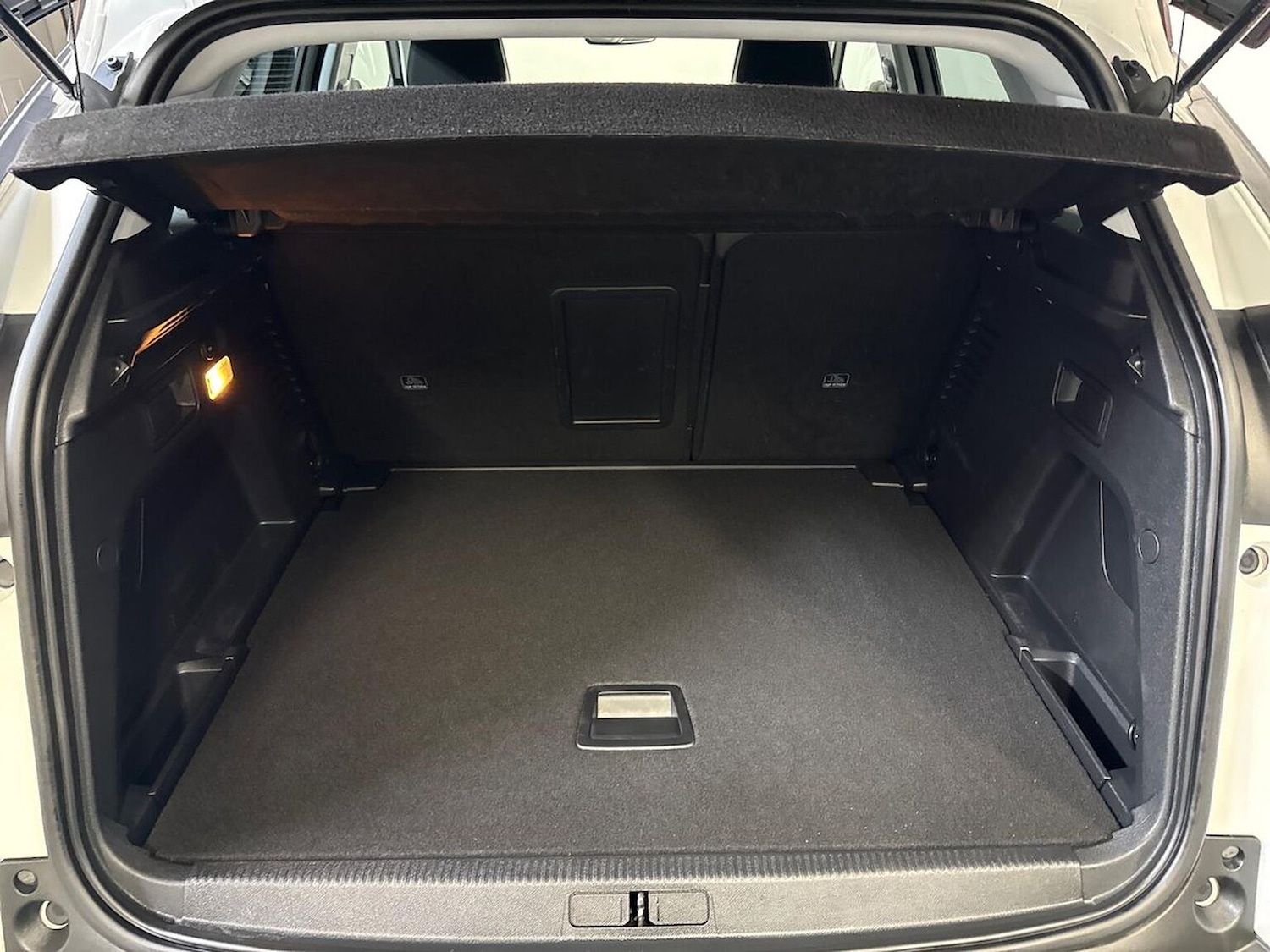 Used Peugeot 3008 2018 for sale - 76884957: Photo 17