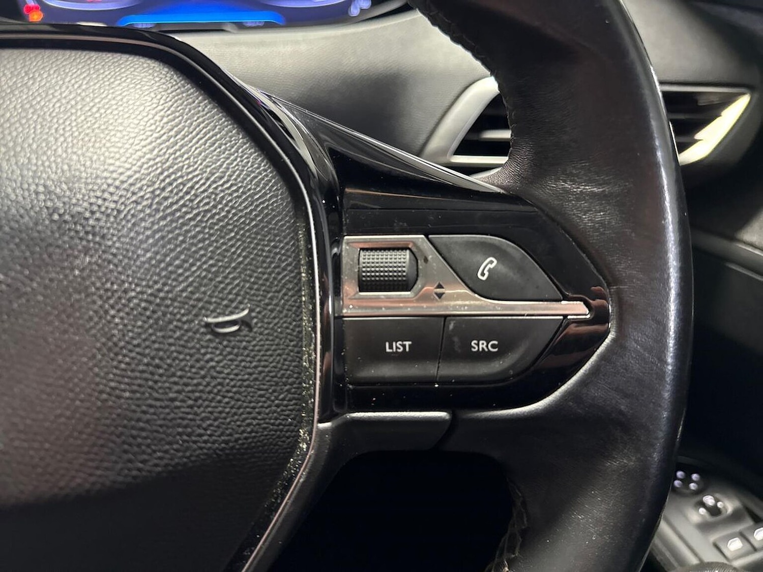 Used Peugeot 3008 2018 for sale - 76884957: Photo 25