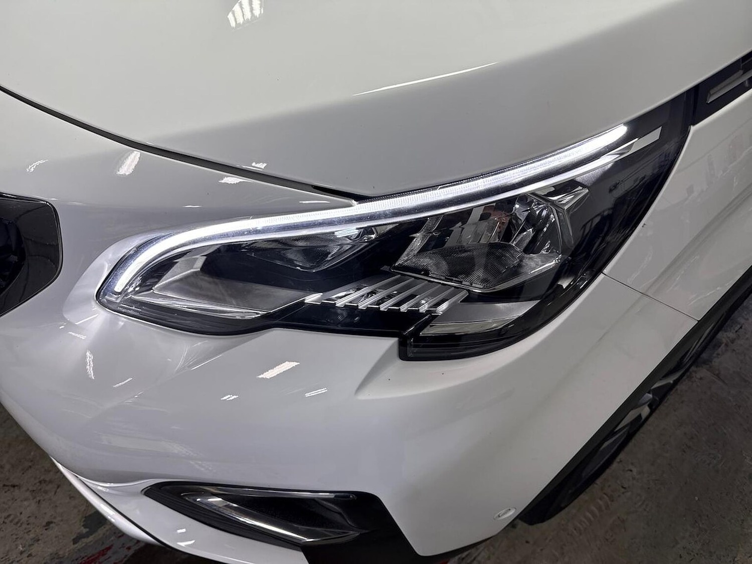 Used Peugeot 3008 2018 for sale - 76884957: Photo 29