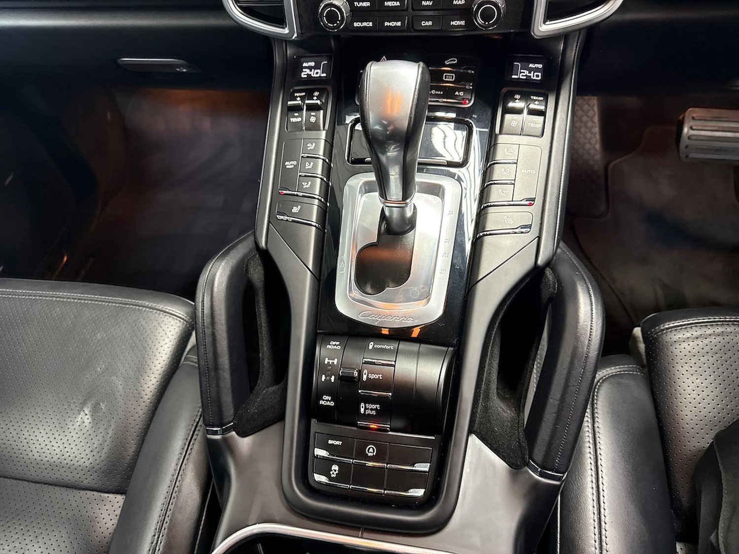 Used Porsche Cayenne 2018 for sale - 76694591: Photo 12